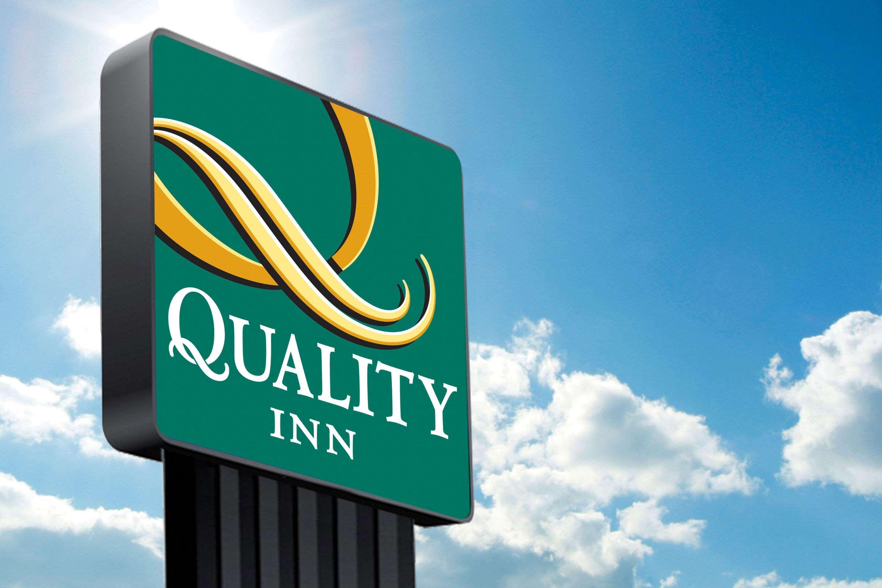 Quality Inn Wooster Buitenkant foto