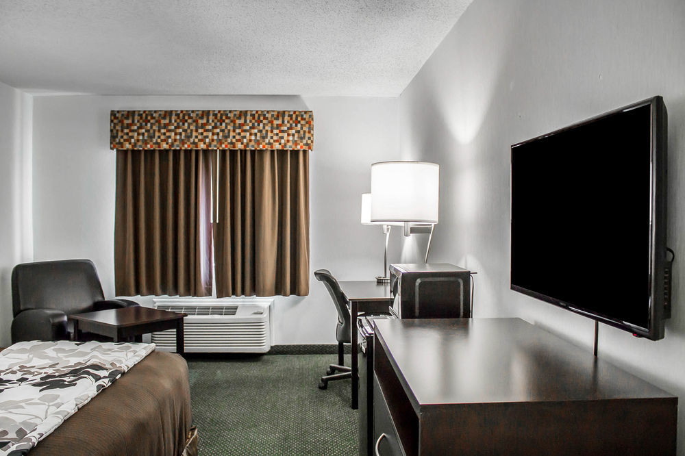 Quality Inn Wooster Buitenkant foto